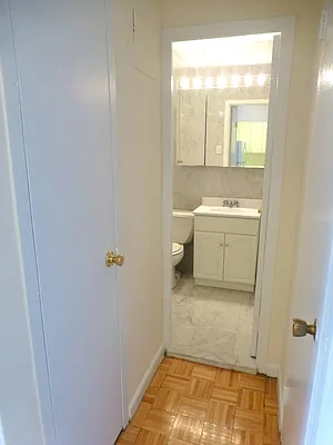 Rented by Keller Williams NYC | media 18