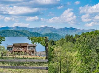 211 Ed Graves Rd, Murphy, NC 28906