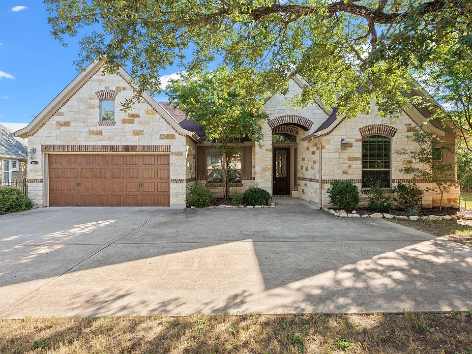 1st image of 2804 Bellamy Cir