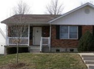 12 Malinda Ln, Washington, MO 63090