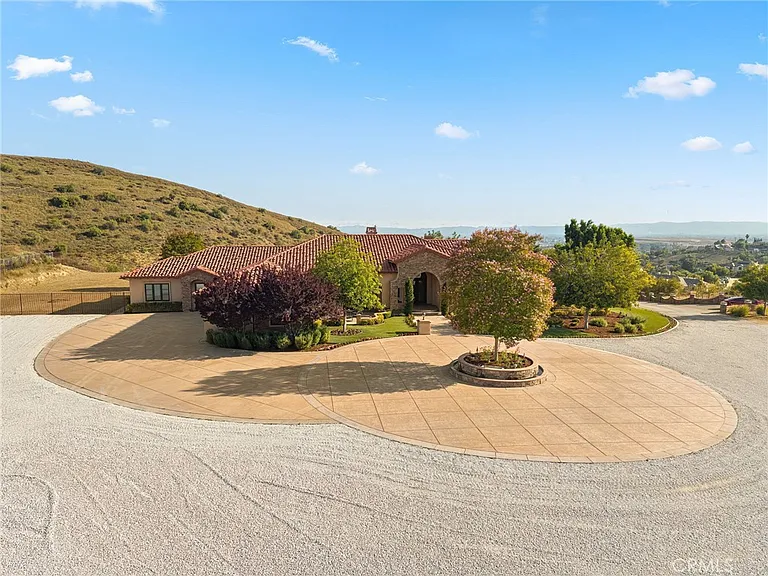 10727 W Stallion Ranch Rd — Photo 39