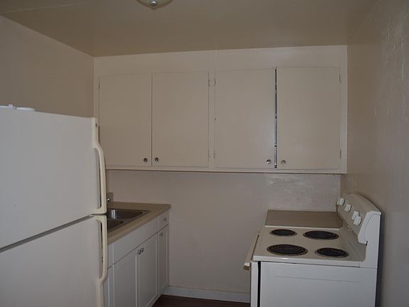 2nd image of 14913 Washington Ave SW #2