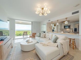 6573 Marissa Loop APT 802, Naples, FL 34108