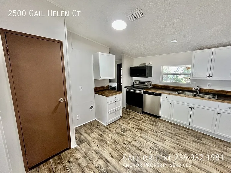 2500 Gail Helen Ct — Photo 10