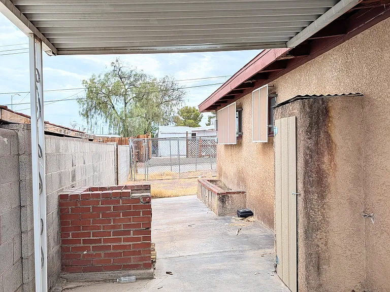 253 Carson Way — Photo 13