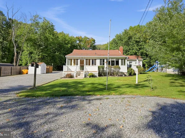 1462 Columbia Beach Rd, Shady Side, MD 20764