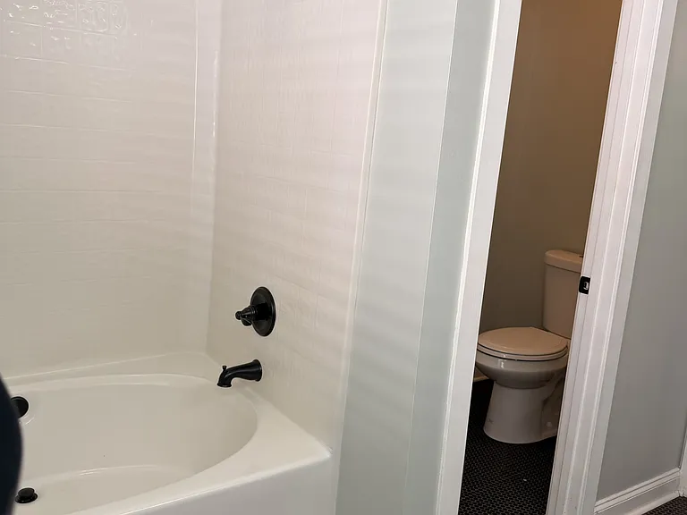 11341 Charlotte View Dr — Photo 21