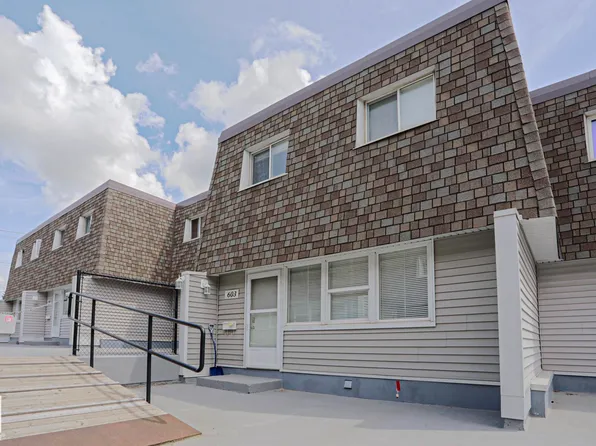 603 Village On The Grn NW, Edmonton, AB T5A 1H2