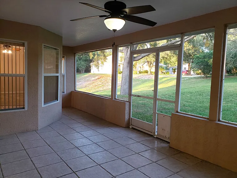 1612 Sweetwater West Cir — Photo 37