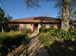 9201 Bellegrove Pl, River Ridge, LA 70123