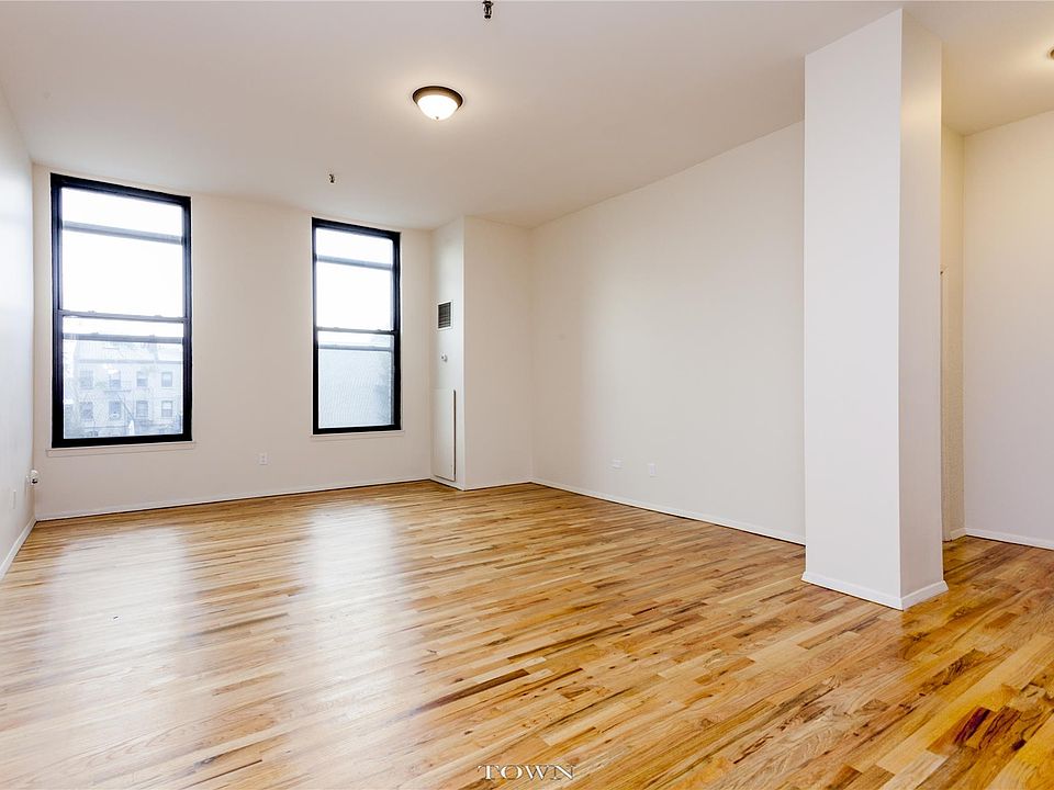 1st image of 1 Tiffany Pl APT 2K