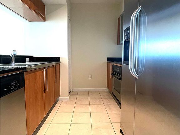 5th image of 610 W Las Olas Blvd APT 1321N