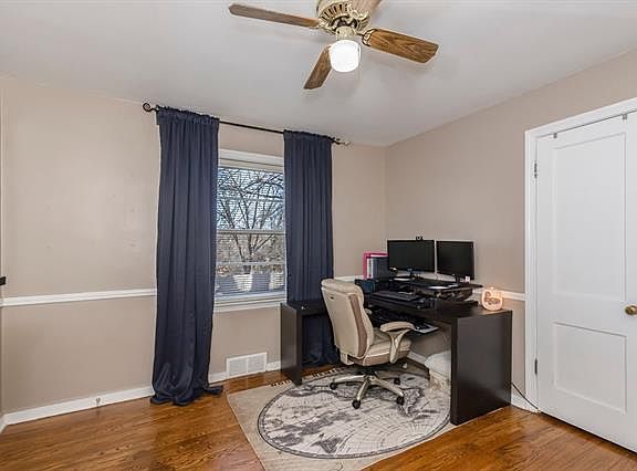4th image of 5611 Lowell St