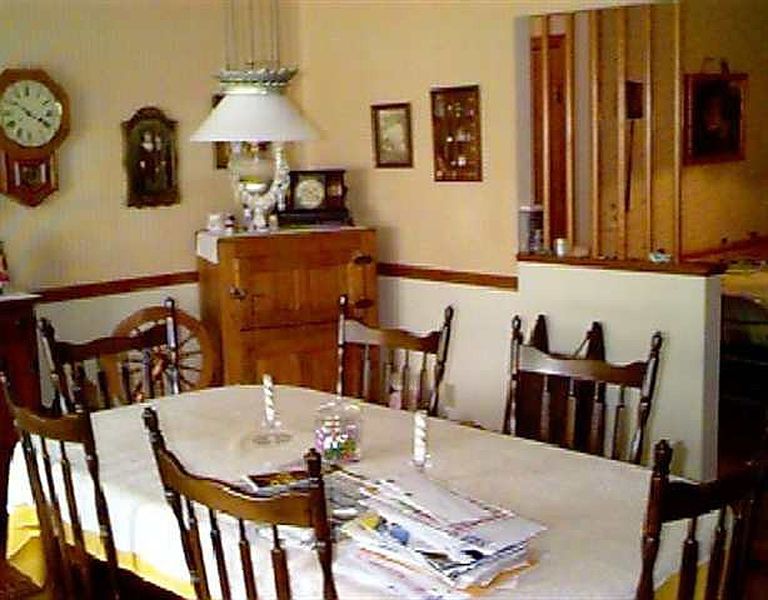 4th image of 157 PALMER Avenue