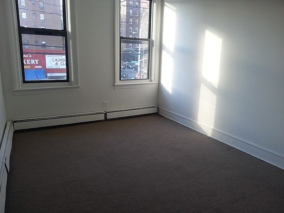 5th image of 7169 Yellowstone Blvd #2F