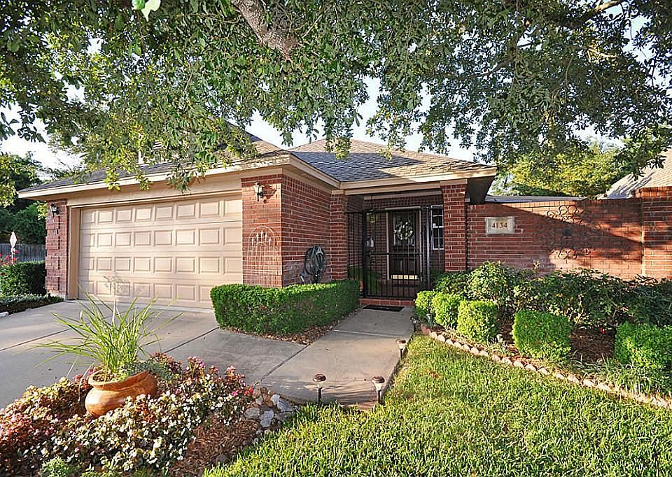 1st image of 4134 Deerfield Village Dr