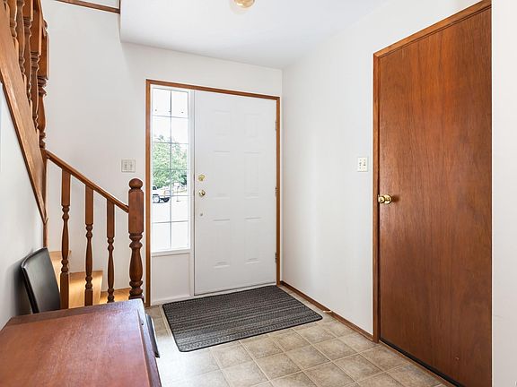 5th image of 1348 Oakwood Pl