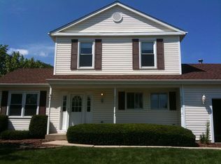 1337 Duquesne Ave, Naperville, IL