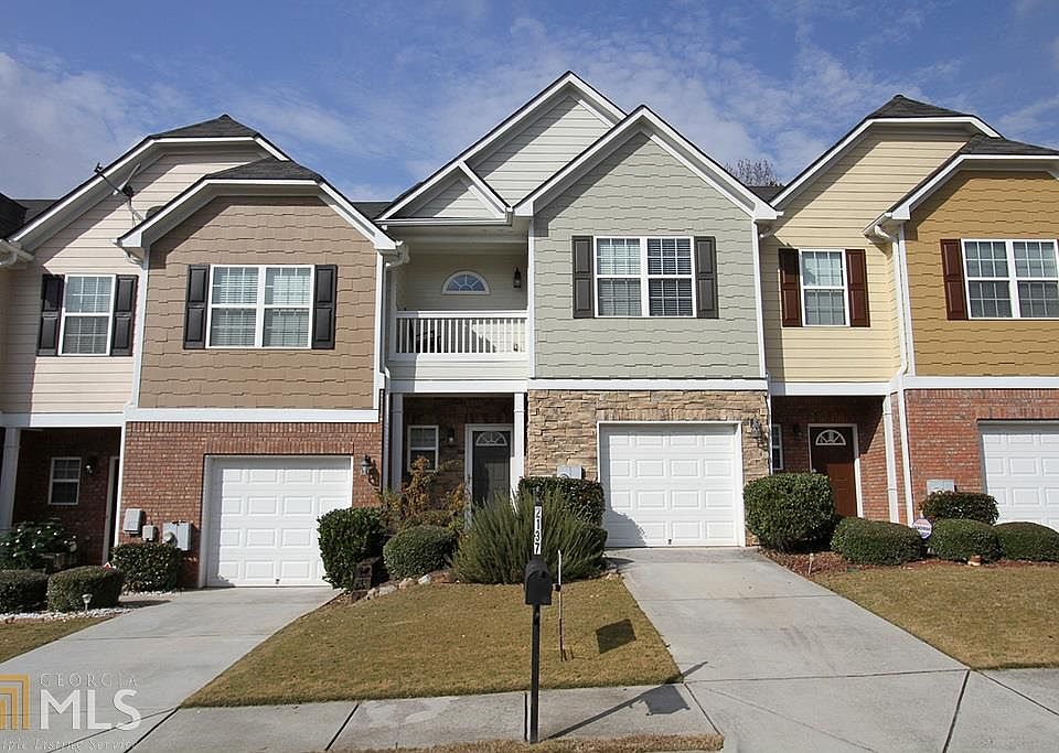 1st image of 2137 Hasel St #5