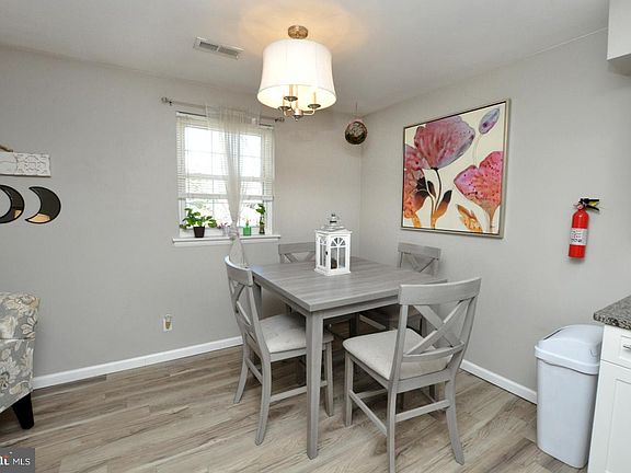 5th image of 164 Eaves Mill Rd