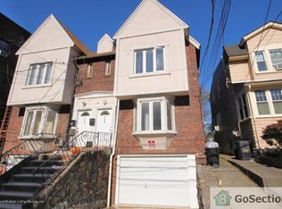 169 Silver Lake Rd #2, Staten Island, NY 10301