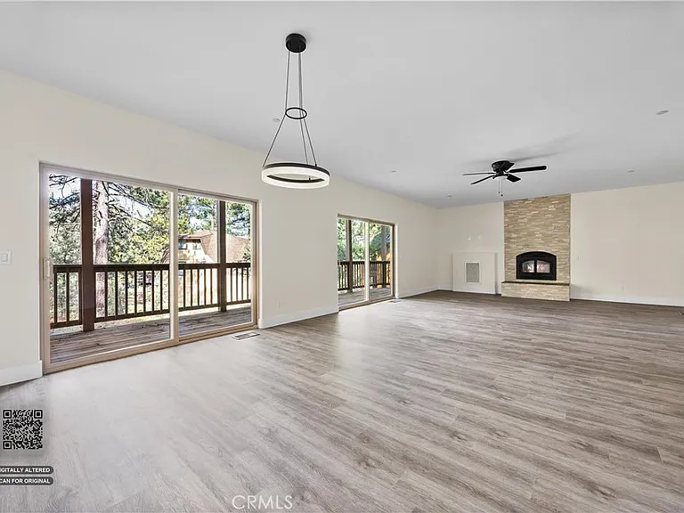 1813 Woodland Dr — Photo 3