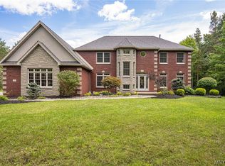 17 Timberline Dr, Elma, NY 14059