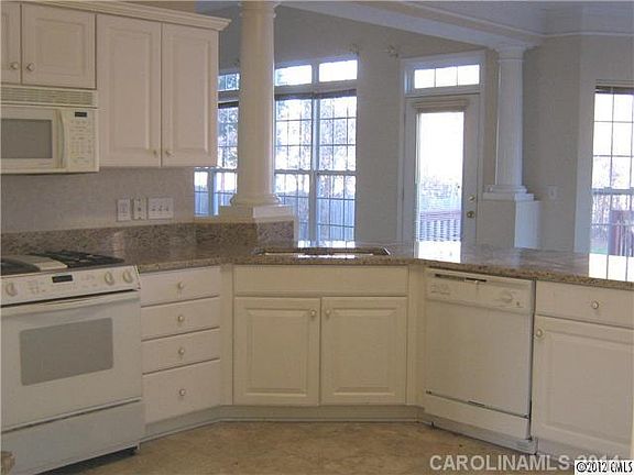 5th image of 10190 Claybrooke Dr