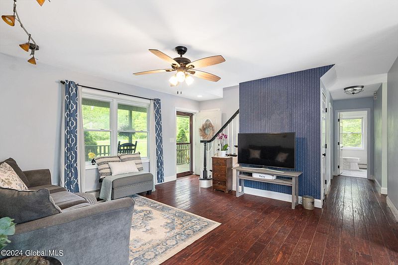 5th image of 1784 Mudge Road