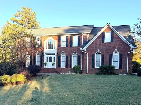 1265 Ravenwood Dr, Anniston, AL 36207