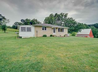 5118 E Fergie Rd, Bloomfield, IN 47424