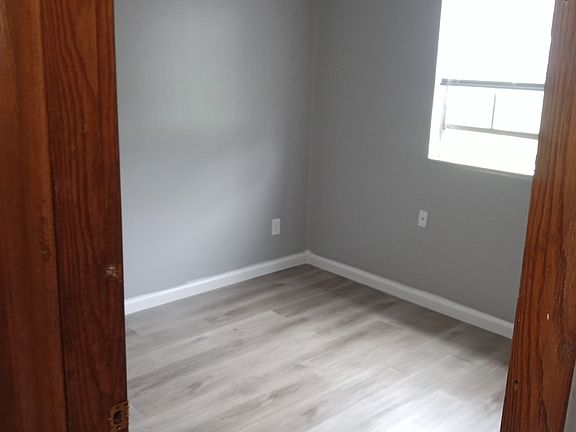 4th image of 365 S Yale Ave #14189481