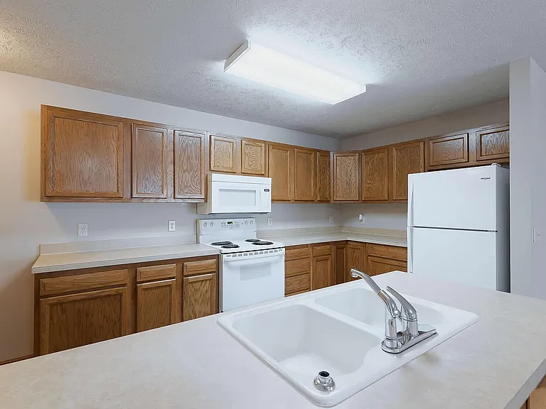 8604 Delphinium Ln — Photo 9