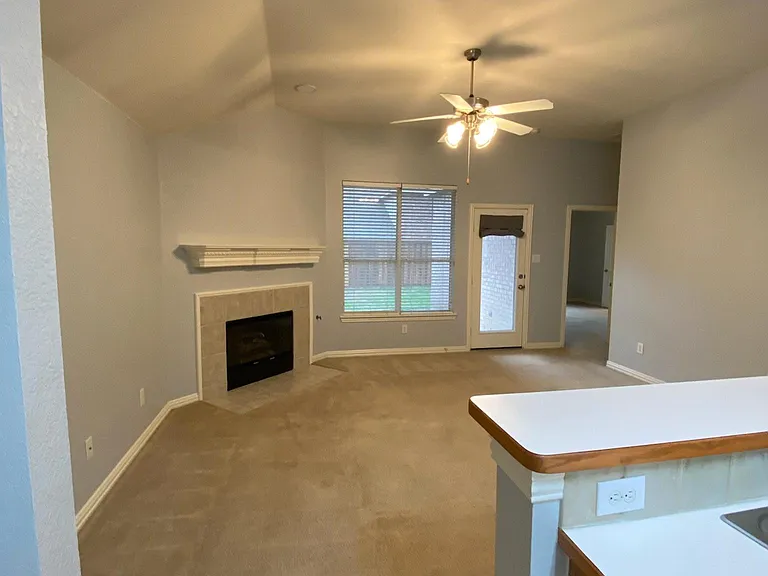 2508 Canyon Bay — Photo 12