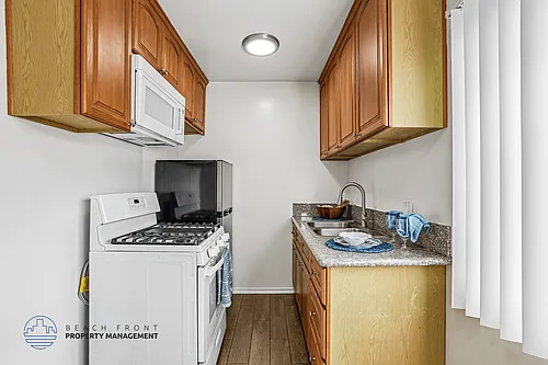 11100 Pangborn Ave. Photo 1
