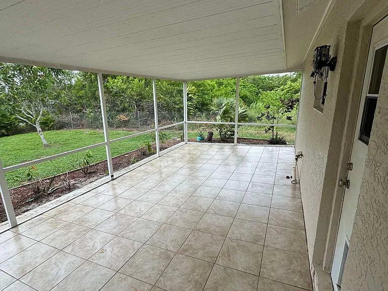 11033 Reims Ave #B — Photo 7