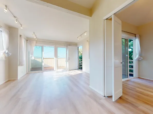 54 San Benito Rd, Brisbane, CA 94005