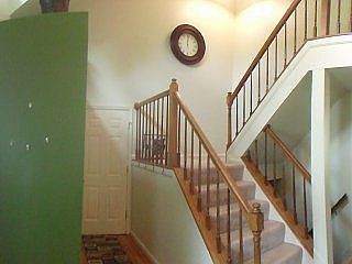 2nd image of 600 Lyndhurst Ct