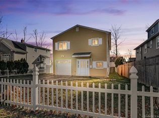 32 1/2 Ryan Ave, Norwalk, CT 06854