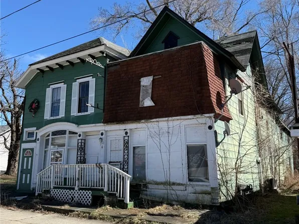 36 W Main St, Ripley, NY 14775