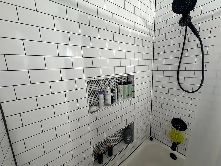 1508 W Erie St #2 — Photo 15