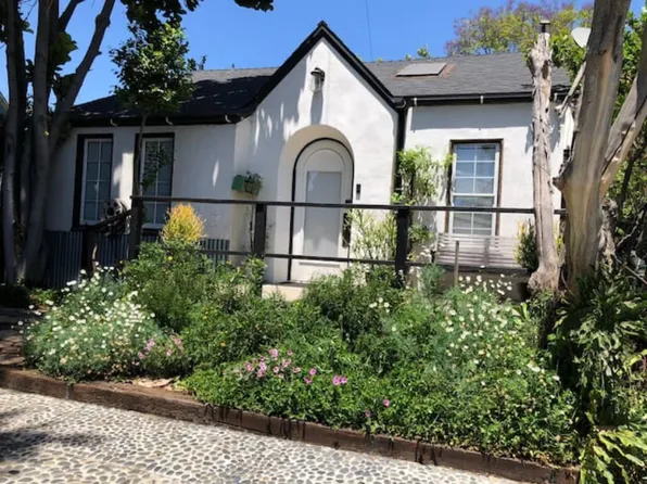 6537 Lexington Ave, Los Angeles, CA 90038