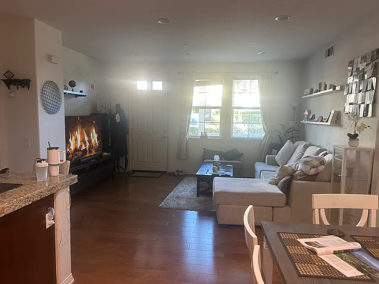 1411 Abelia — Photo 7