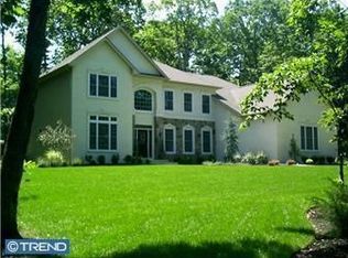 27 Waterview Dr, Pilesgrove, NJ 08098