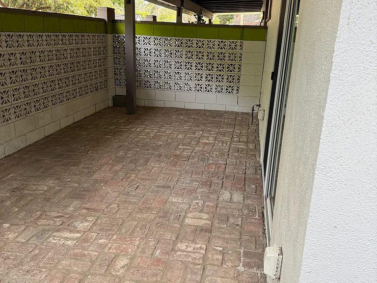 22701 Martha St — Photo 4