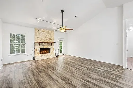 1301 S Quinlan Park Rd — Photo 14