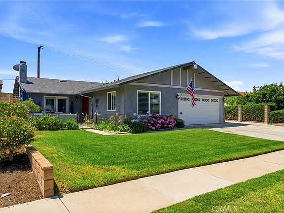 4th image of 27803 Rainbow Ln