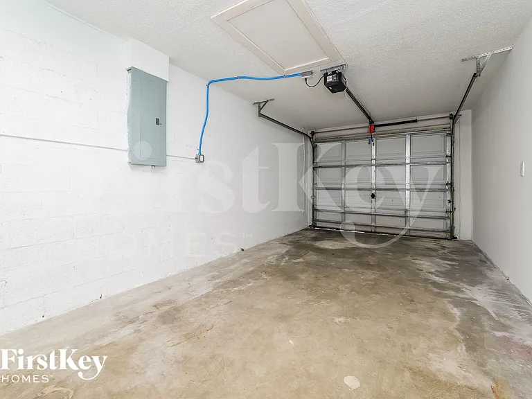 6004 Westfall Rd — Photo 17