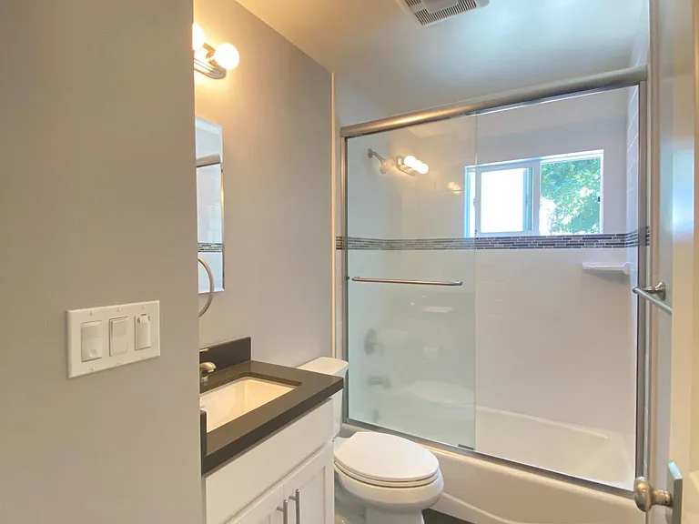 1483 Kentfield Ave — Photo 9