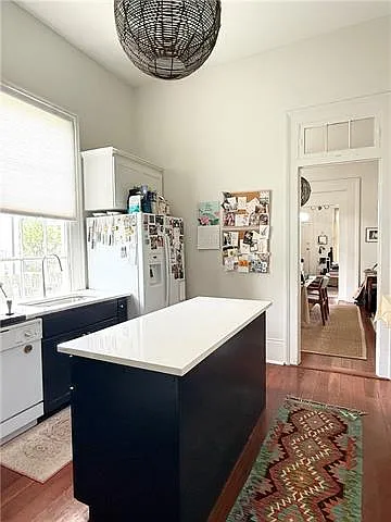 2422 Columbus St — Photo 5